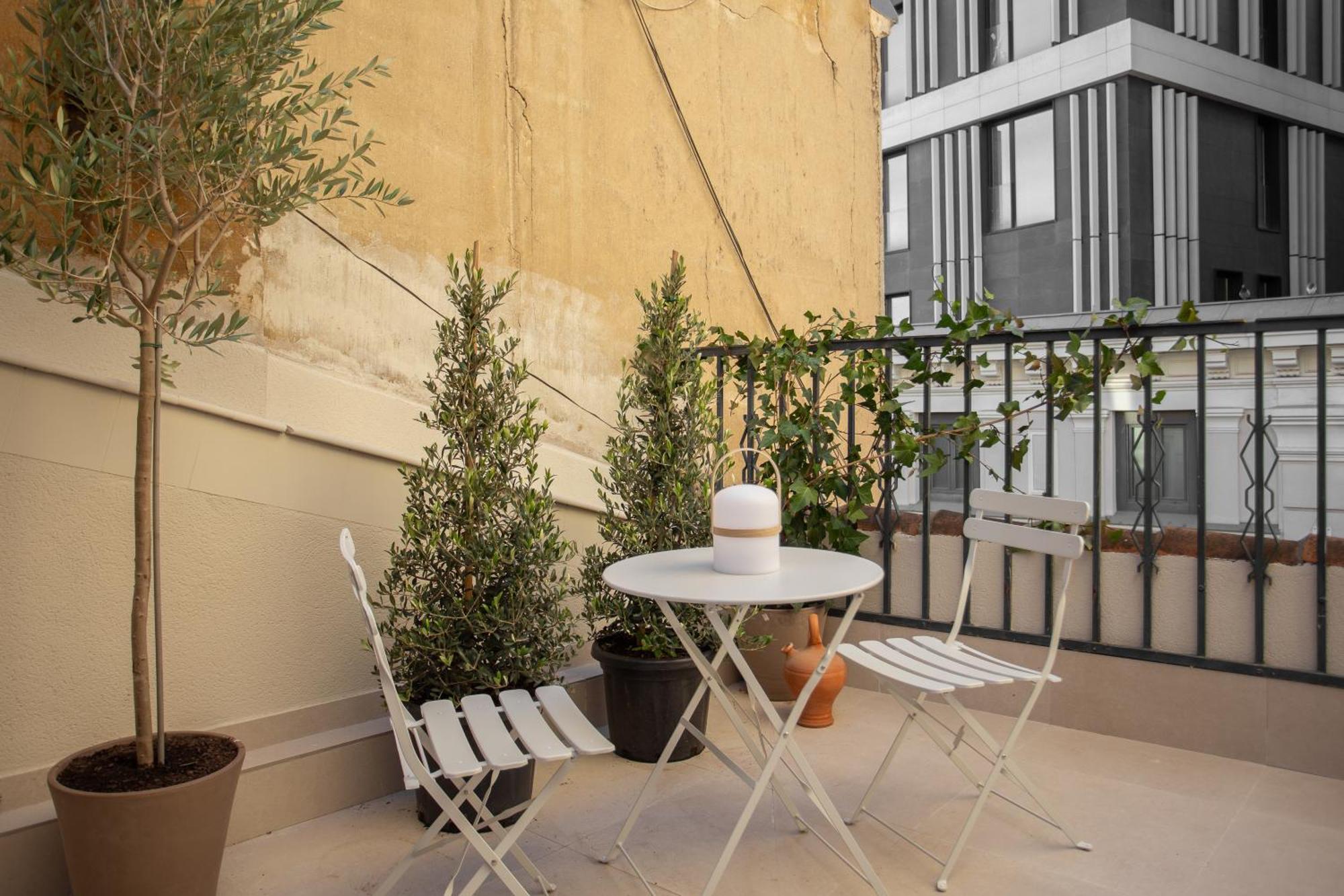 Aparthotel Seissta Madrid Centro "Remodelado" Zewnętrze zdjęcie
